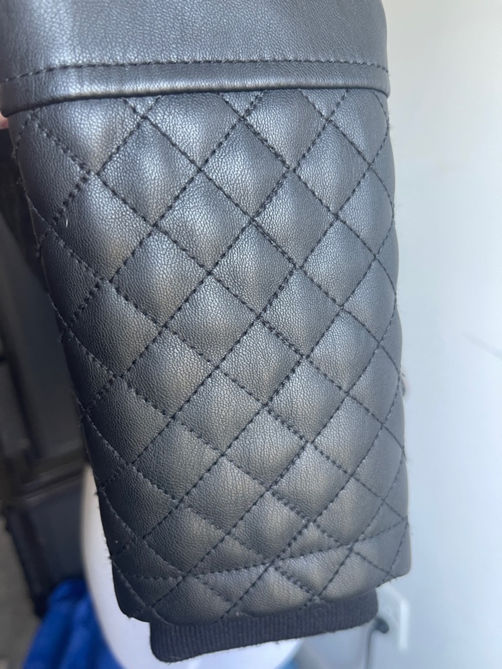 GUESS leather jacket - Picture 6 of 7